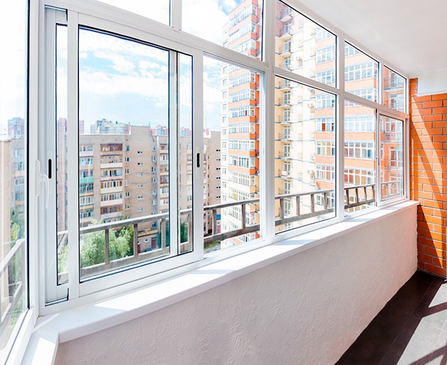 Монтаж алюминиевых окон на балкон